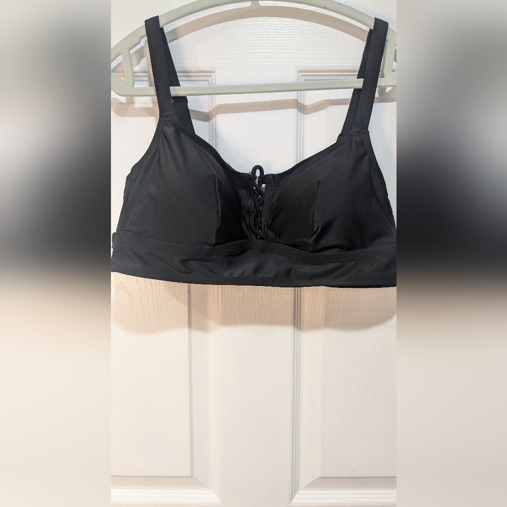 Torrid Wireless Strappy Lace Up Bikini Top - Picture 2 of 4